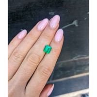 1.80 Ct. Emerald from Colombia Life Style