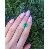 1.86 Ct. Emerald from Colombia Life Style