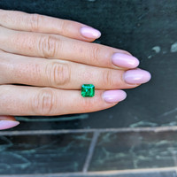 1.89 Ct. Emerald from Colombia Life Style