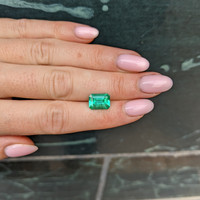 3.02 Ct. Emerald from Colombia Life Style