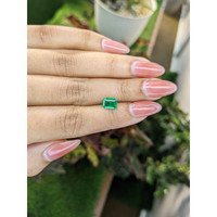 1.03 Ct. Emerald from Colombia Life Style
