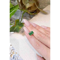2.39 Ct. Emerald from Zambia Life Style