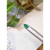 1.35 Ct. Emerald from Zambia Life Style