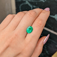3.51 Ct. Emerald from Colombia Life Style
