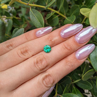 1.55 Ct. Emerald from Colombia Life Style