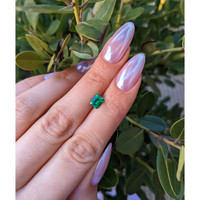 0.79 Ct. Emerald from Colombia Life Style