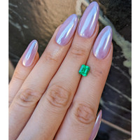 1.01 Ct. Emerald from Colombia Life Style
