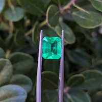 1.79 Ct. Emerald from Colombia Life Style