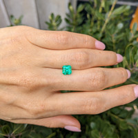 1.23 Ct. Emerald from Colombia Life Style