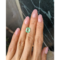 2.35 Ct. Emerald from Colombia Life Style