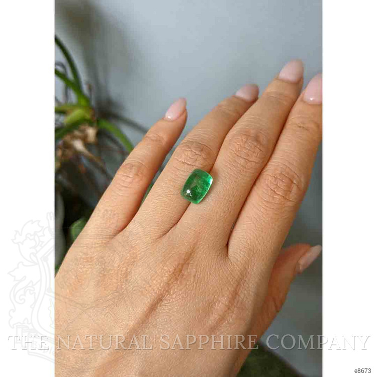 5.34 Ct. Cabochon Emerald from Russia
