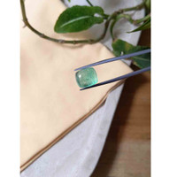 10.63 Ct. Cabochon Emerald from Russia Life Style