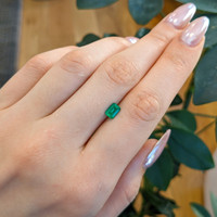 0.71 Ct. Emerald from Afghanistan Life Style