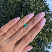 0.46 Ct. Emerald from Afghanistan Life Style