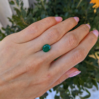 1.76 Ct. Emerald from Colombia Life Style