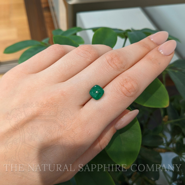 2.63 Ct. Cabochon Emerald from Afghanistan