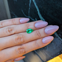 1.75 Ct. Emerald from Colombia Life Style