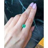 2.06 Ct. Emerald from Colombia Life Style