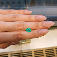 1.95 Ct. Emerald from Colombia Life Style