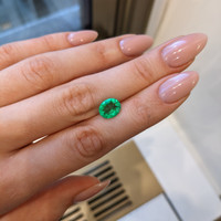 1.91 Ct. Emerald from Colombia Life Style