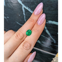 2.52 Ct. Emerald from Afghanistan Life Style