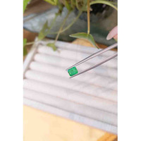 0.85 Ct. Emerald from Afghanistan Life Style