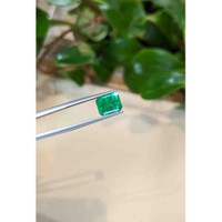 3.68 Ct. Emerald from Afghanistan Life Style