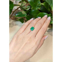 3.68 Ct. Emerald from Afghanistan Life Style