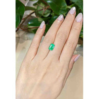 2.11 Ct. Emerald from Afghanistan Life Style