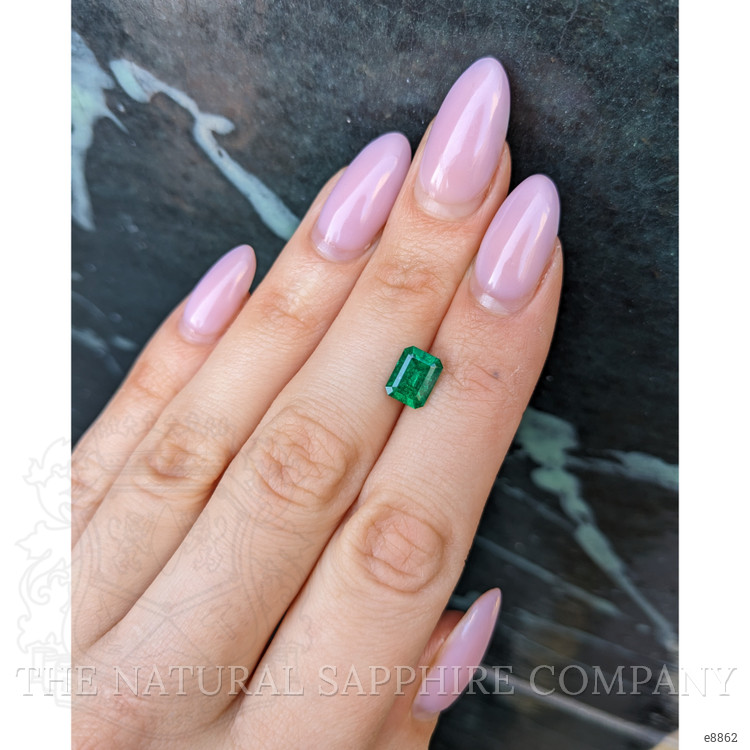 1.52 Ct. Emerald from Colombia - Muzo