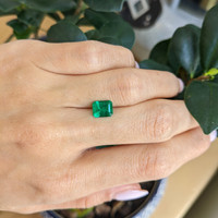 1.43 Ct. Emerald from Colombia Life Style