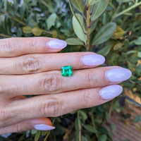 1.67 Ct. Emerald from Colombia Life Style