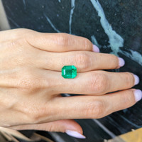 3.85 Ct. Emerald from Colombia Life Style