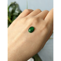 2.80 Ct. Cabochon Emerald from Zambia Life Style