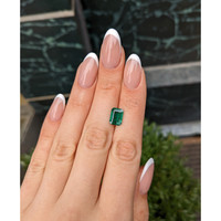 2.27 Ct. Emerald from Zambia Life Style