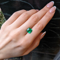 4.32 Ct. Emerald from Colombia Life Style