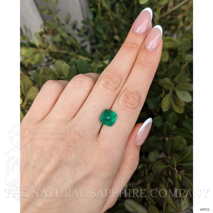 6.20 Ct. Cabochon Emerald from Colombia