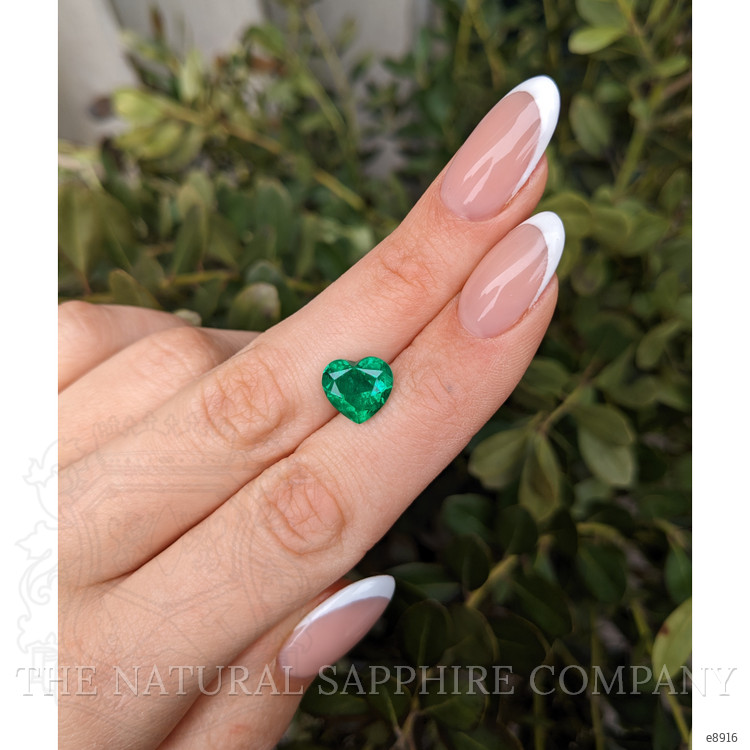 3.25 Ct. Emerald from Colombia - Muzo