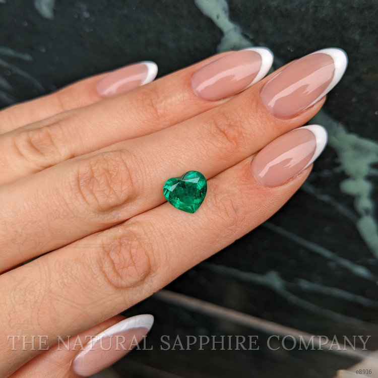 3.25 Ct. Emerald from Colombia - Muzo