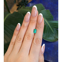 1.17 Ct. Emerald from Colombia Life Style
