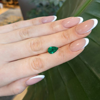 2.08 Ct. Emerald from Zambia Life Style