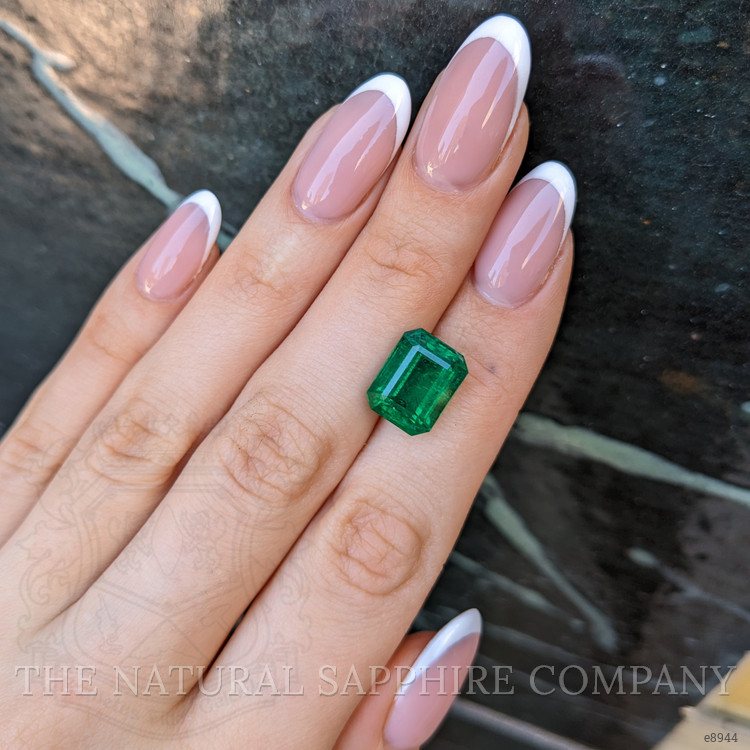 6.87 Ct. Emerald from Colombia