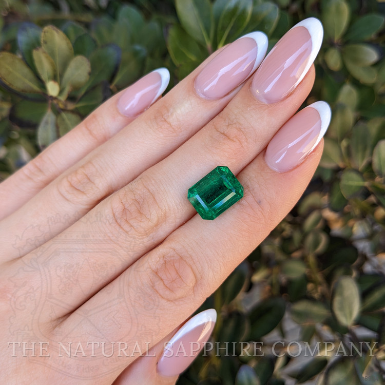 6.87 Ct. Emerald from Colombia