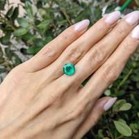 3.27 Ct. Emerald from Zambia Life Style