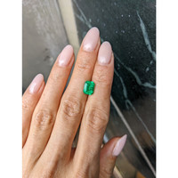 1.90 Ct. Emerald from Ethiopia Life Style