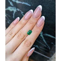 1.80 Ct. Emerald from Colombia Life Style