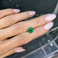 1.95 Ct. Emerald from Zambia Life Style