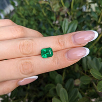 4.47 Ct. Emerald from Zambia Life Style