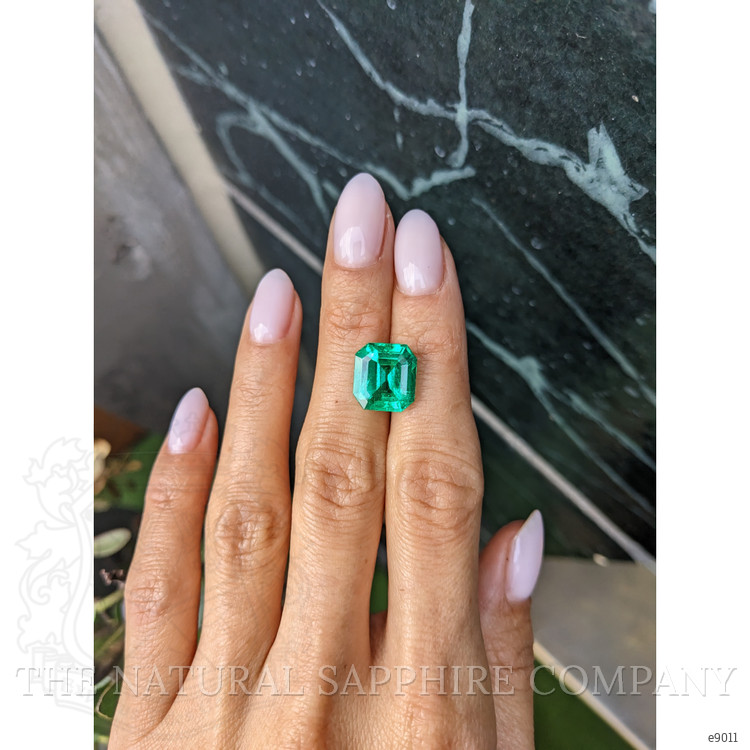 6.07 Ct. Emerald from Colombia - Muzo