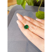 2.94 Ct. Emerald from Zambia Life Style
